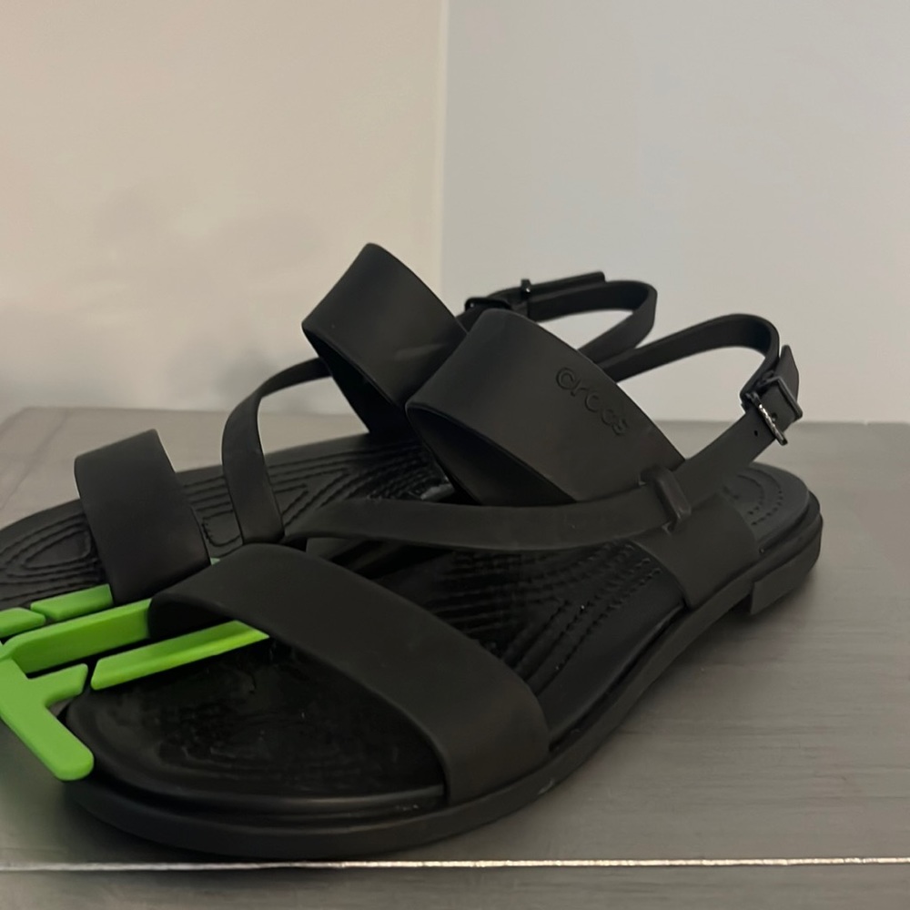 Crocs Tulum Strappy Sandal